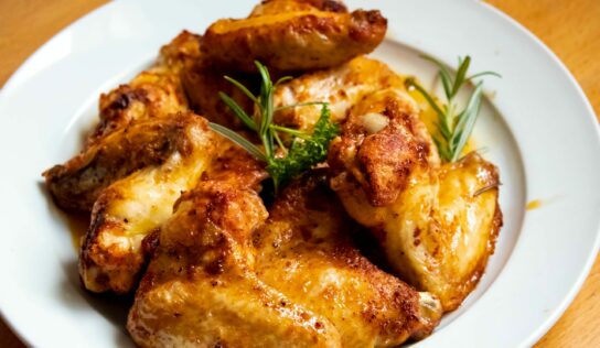 Tres sencillas y deliciosas recetas de alitas de pollo de Emcesa