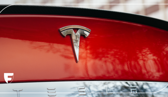 Tesla sigue viva: la gran oportunidad en bolsa para los vehículos eléctricos