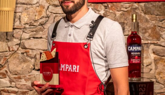 Elías Diéguez Páez de Lovo Cocktail Bar prepara el «Mejor Negroni de España 2023»