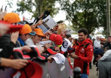 Carlos Sainz se recupera y vence en el GP de Australia gracias a la tecnología INDIBA