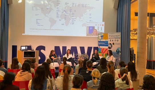 El bootcamp de Technovation Girls CV ofrece en Las Naves asesoramiento profesional a más de 50 equipos de jóvenes