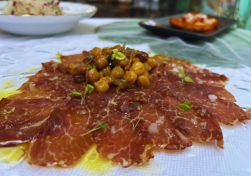 El restaurante Laurea, ejemplo de sostenibilidad, se asocia con Abrasador el Día Mundial del Medio Ambiente