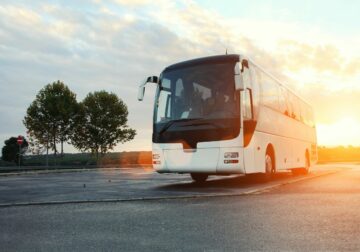 Autocares Piquer renueva la movilidad con servicios de alquiler de autobuses en Huesca diversificados