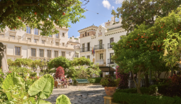 Hotel El Pilar de Andalucía en Estepona rinde homenaje al flamenco con espectaculares tributos gratuitos durante todo agosto