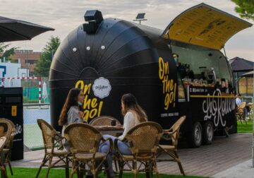 El food truck de La Rollerie vuelve a la Universidad Francisco de Vitoria con nuevas y atractivas propuestas gastronómicas