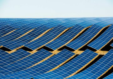 In2AI desarrolla una solución con IA para potenciar la eficiencia de parques solares