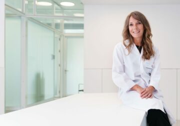 «Hoy en día es posible tratar prácticamente todas las varices sin recurrir a cirugía», doctora Nerea García Garai