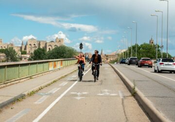 Las bicicletas compartidas adoptan la IA para reducir la contaminación local en las ciudades medianas