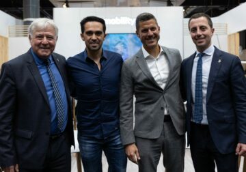 Alberto Contador y OK Mobility presentan su equipo ciclista para la Mallorca 312 en FITUR
