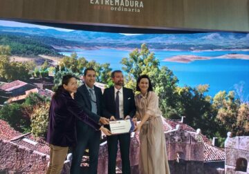 La agencia Comunicación & Diseño recibe el Premio a la Sostenibilidad en FITUR por cuarto año consecutivo