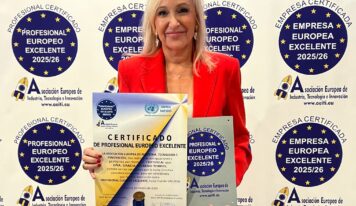 La Dra. Moreno Torres experta en medicina estética y capilar recibe el prestigioso Certificado de Profesional Europeo Excelente