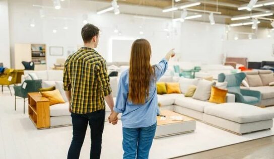 Un estudio de Aplazame revela que 8 de cada 10 españoles recurren al crédito a la hora de amueblar o decorar sus hogares