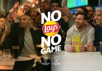 Vuelve ‘No Lay’s, No Game’: cuatro leyendas del fútbol sorprenden a los aficionados en distintos bares de Barcelona y Miami