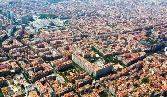 Zonas tensionadas y grandes tenedores: claves a la hora de fijar la renta en los contratos de alquiler en Cataluña