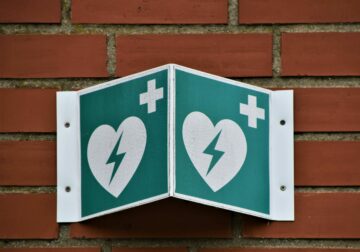 Quirón Prevención impulsa la promoción y creación de espacios cardioprotegidos en España