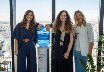 El 83% de los españoles afirma que disponer de agua cómoda en casa anima a hidratarse más