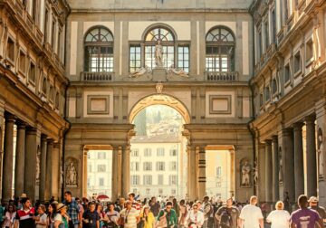 Airbnb insta a las ciudades europeas a abordar el impacto abrumador del modelo hotelero en el turismo masivo
