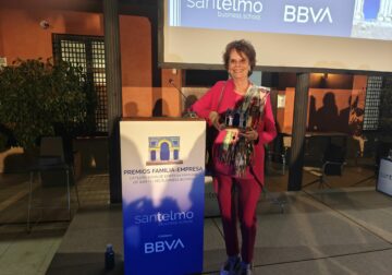 La familia Parra galardonada con los Premios Familia-Empresa que otorga San Telmo Business School
