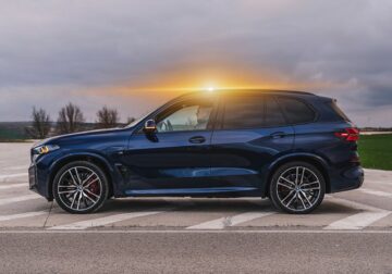 Ryme Automotive lanza su baliza V16 conectada con geolocalización gratuita hasta 2040