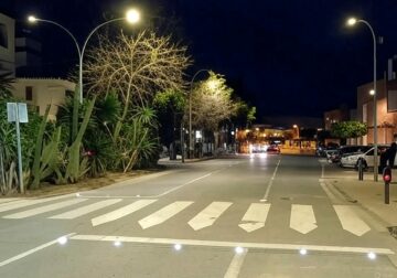 Pasos de peatones inteligentes TESLEC en 80 municipios sevillanos