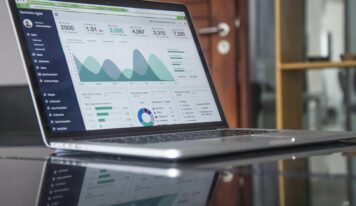 Profesionales que estudian para ascender: la formación ejecutiva se reinventa al ritmo del mercado