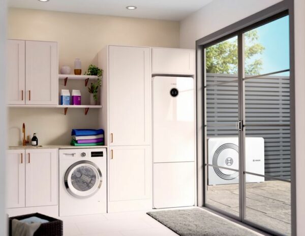 Bosch ofrece un hogar eficiente todo el año con aerotermia que climatiza, calienta y ahorra