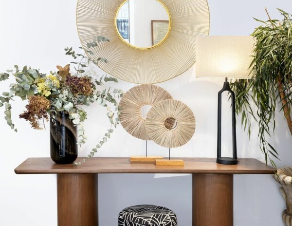 Consolas que marcan tendencia: de muebles auxiliares a rincones protagonistas de este otoño
