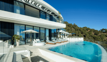 David Vega: 5 innovaciones únicas que están transformando la venta de villas de lujo en Marbella