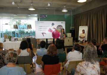 Exploran la viabilidad de crear y comercializar nuevos alimentos a base de escaramujos, endrinas, bellotas o piñas verdes mallorquinas