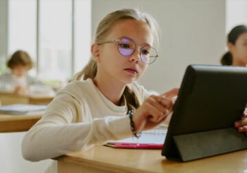 Los problemas visuales son una de las principales causas del bajo rendimiento escolar