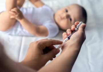 Dr. Santiago Novoa, ginecólogo de Policlínica Gipuzkoa: «La vacunación contra el VRS en el embarazo reduce hasta en un 70% el riesgo de bronquiolitis grave en los primeros meses de vida»