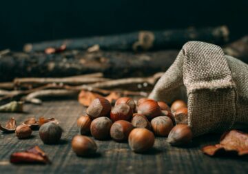 La Castanyada deja hasta 140.000 envoltorios de un solo uso solo en Barcelona