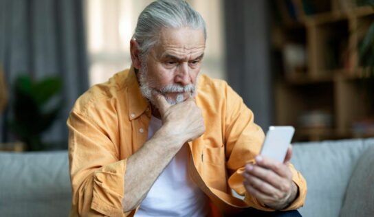 Los mayores, blanco fácil de las estafas digitales: cinco claves para prevenirlas