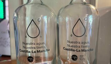 ADEL Sierra Norte apoya a la hostelería rural con botellas reutilizables