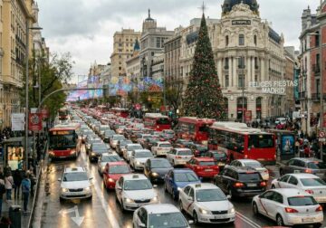 Operación Salida de Navidad: expertos advierten del riesgo de los ‘conductores fantasma’ al prestar el coche a familiares estas fiestas