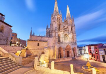 KAYAK: Alemanes, daneses y franceses lideran búsquedas para viajar a España en 2025