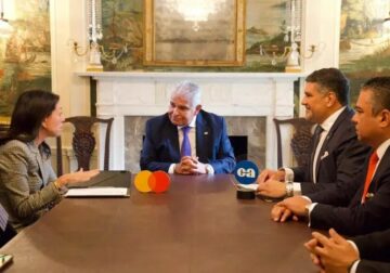 Caja de Ahorros y Mastercard impulsan la digitalización de los subsidios estatales en Panamá