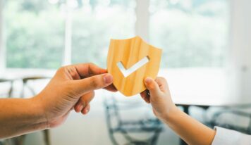 Cinco propósitos financieros para empezar el año sin comprometer la identidad digital, según Oney