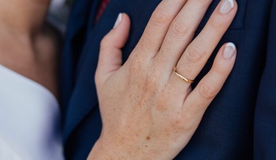 Casados a primera vista confía sus alianzas a una firma española de joyería artesanal