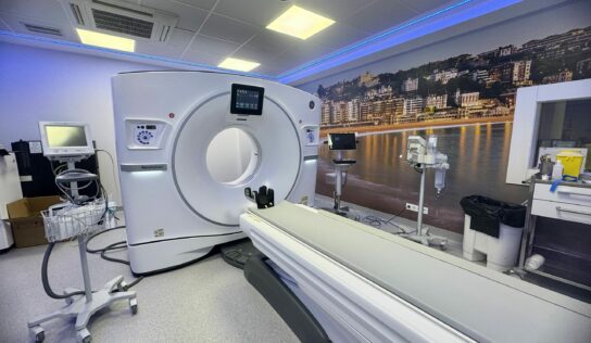 Policlínica Gipuzkoa incorpora un TAC con inteligencia artificial que reduce un 40% la radiación