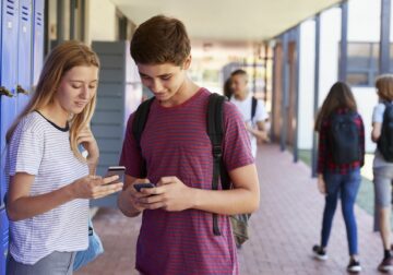 Mensajes efímeros, un riesgo persistente en el entorno digital de los menores