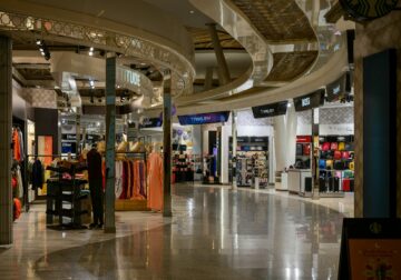 Young Promotion impulsa activaciones en aeropuertos con estructura internacional y resultados medibles