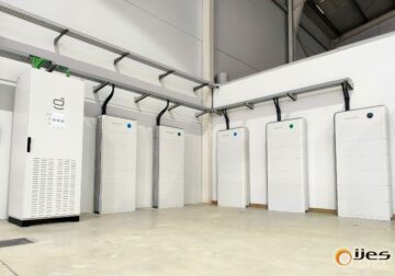 Ijes Solar garantiza el suministro eléctrico ininterrumpido en la empresa Mundobarquillo con un backup solar sin corte de energía