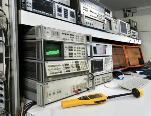 TelproCE alerta sobre la importancia de la compatibilidad electromagnética en la salud laboral