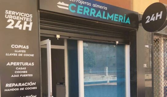 Cerralmería refuerza su servicio de cerrajeros 24 horas en Almería