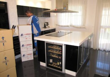 Lorenzana Sevilla impulsa la eficiencia logística en el sector de los traslados corporativos y residenciales