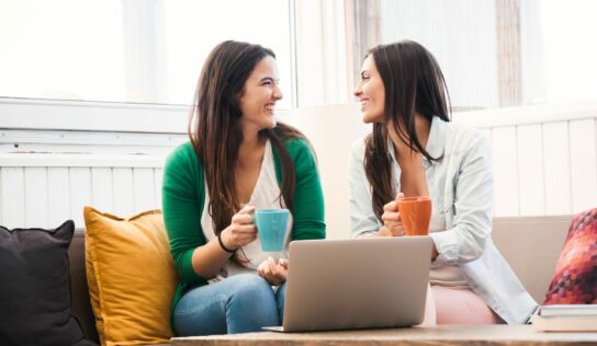 Las mujeres españolas ponen en riesgo su seguridad financiera para priorizar el cuidado de su familia