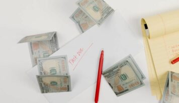 CREDITOAMIGO analiza cómo evitar el sobreendeudamiento en la era del crédito digital y alcanzar la tranquilidad financiera