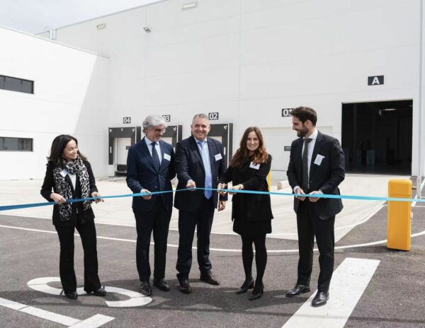 XCharge anuncia su primera planta europea de ensamblaje en España reforzando la electromovilidad en Europa