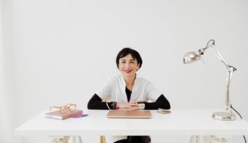 La farmacéutica Fatima Rachdan afirma que hay consumidores compulsivos de suplementos innecesarios